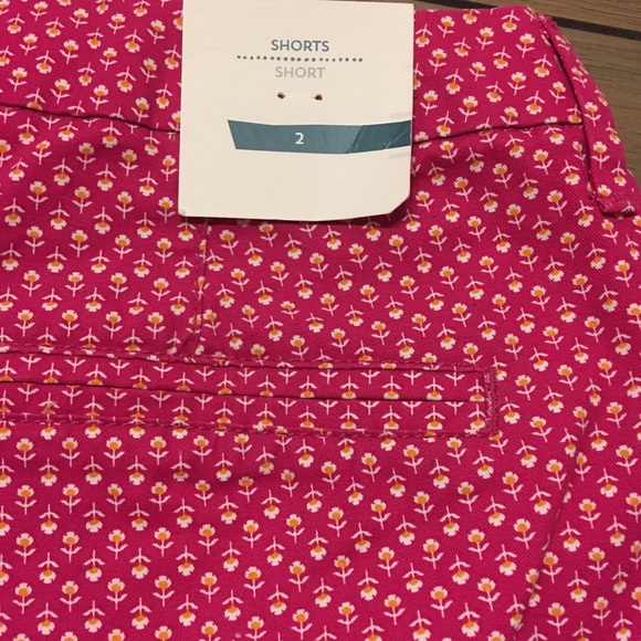 Old Navy shorts - Picture 4 of 4